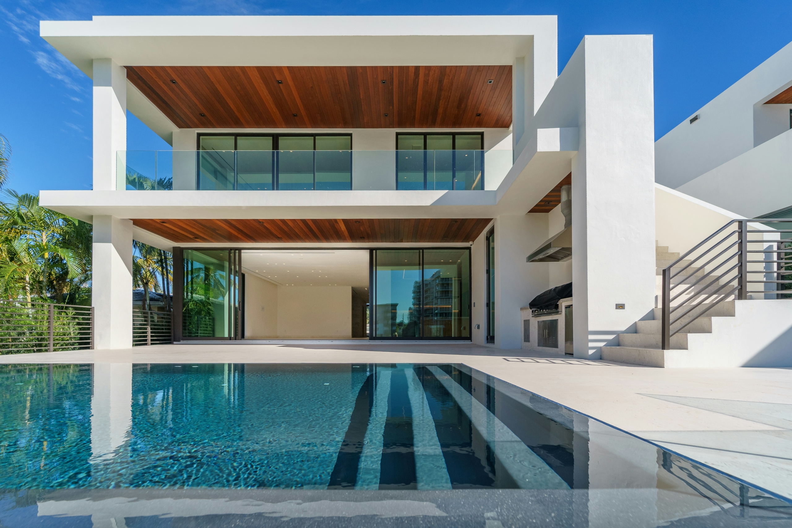 Aroeira Portugal luxury residential lifestyle near Atlantic coast